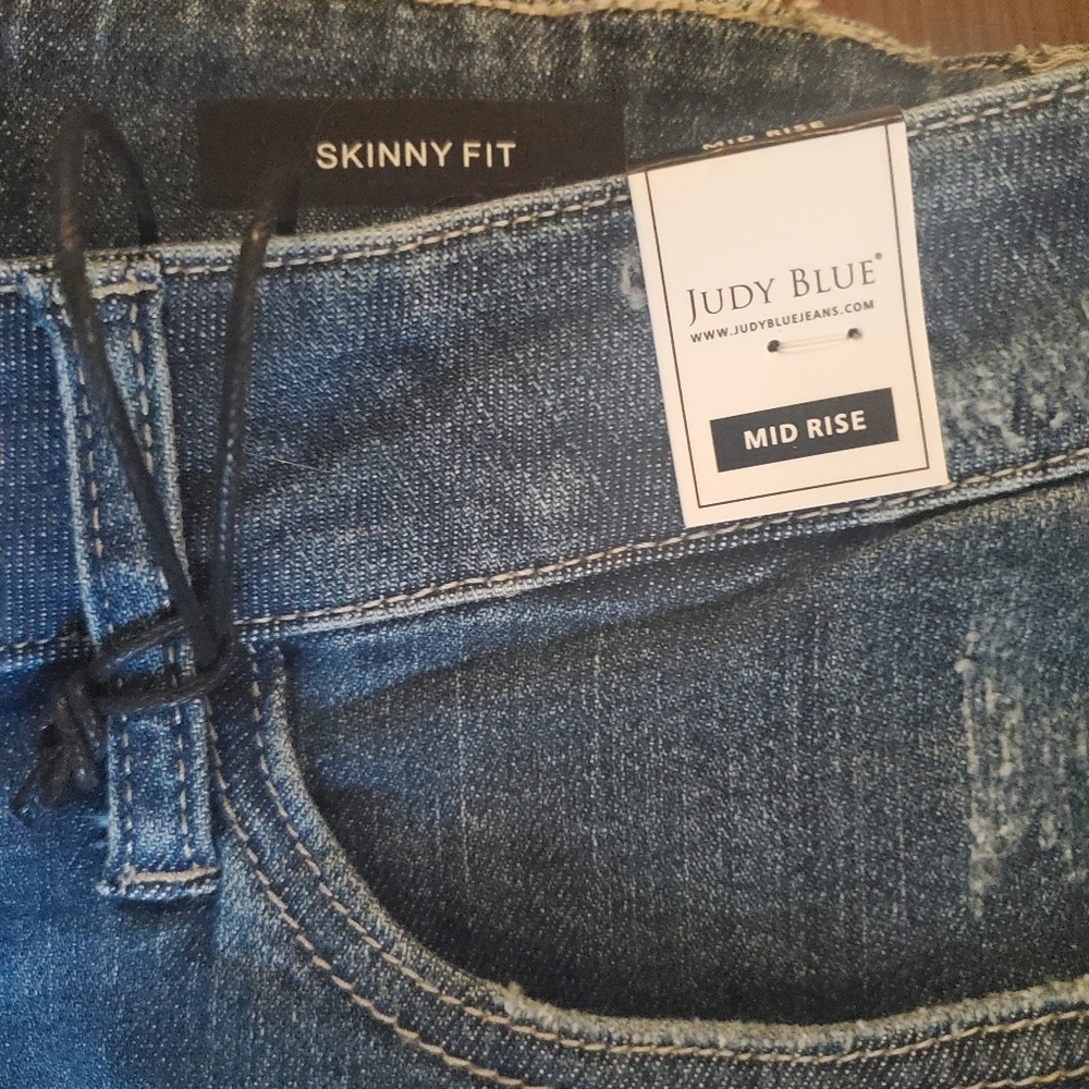 Judy Blue skinny jeans - Picture 6 of 6